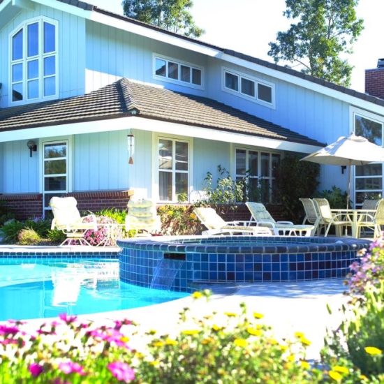 Vendre sa propriété au printemps avec l'agence Désormière & Vanhalst