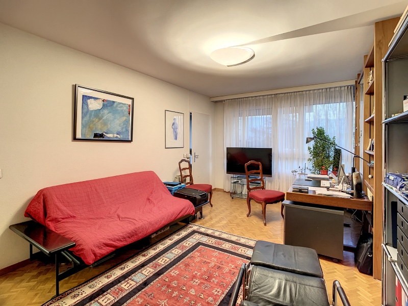 Spacieux appartement à vendre au Petit-Lancy par l'agence Désormière & Vanhalst - chambre 03