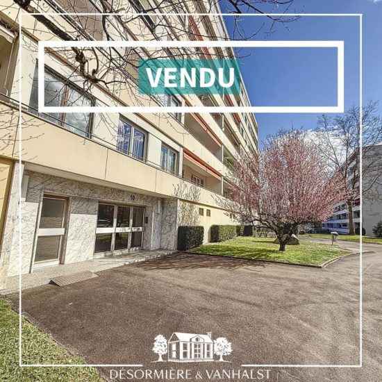 Bel appartement de 4,5 pièces vendu à Versoix par l'agence immobilière Désormière & Vanhalst